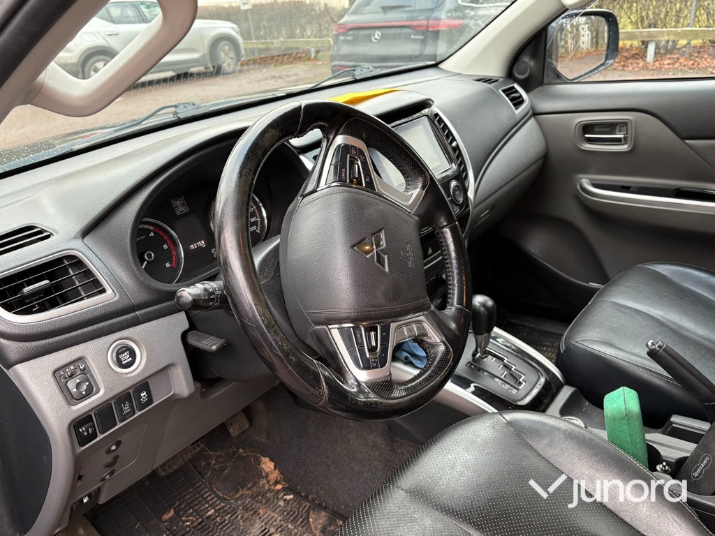 Lätt lastbil - Mitsubishi L 200