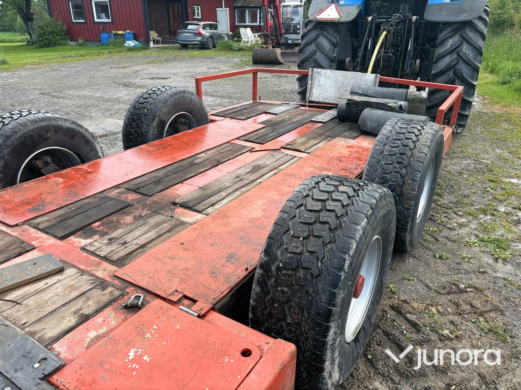 Trailer - Till grävmaskin