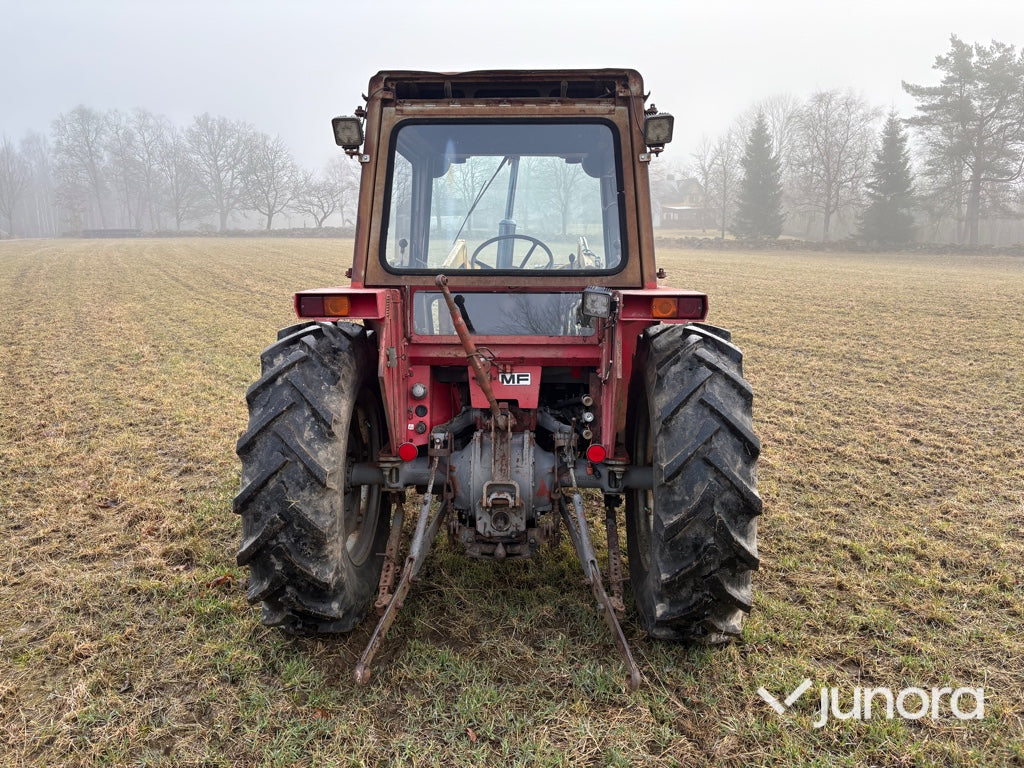 Traktor - Massey Ferguson, 550-2, Med lastare