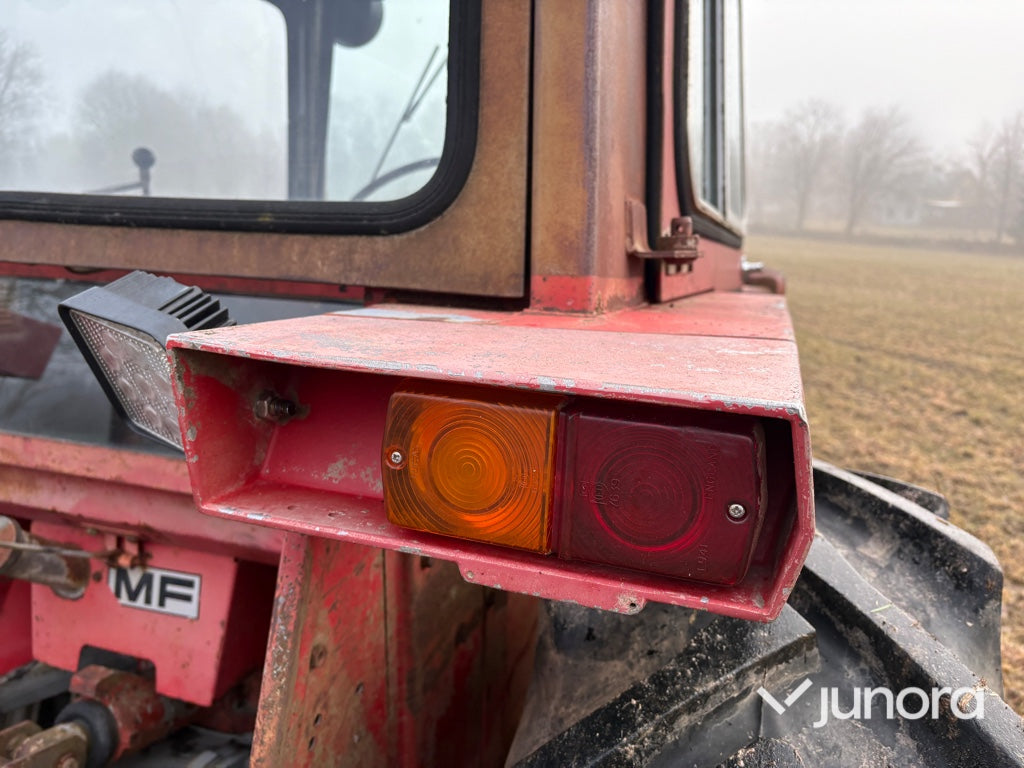 Traktor - Massey Ferguson, 550-2, Med lastare