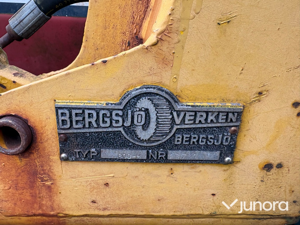 Traktor - Massey Ferguson, 550-2, Med lastare