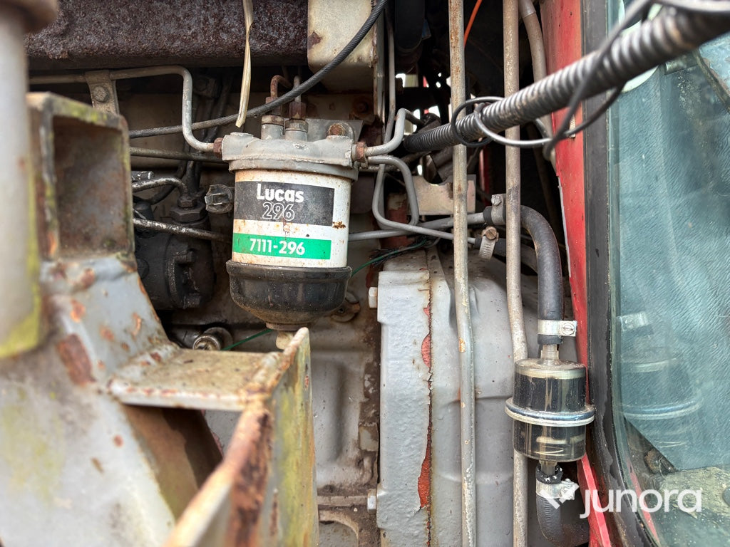 Traktor - Massey Ferguson, 550-2, Med lastare