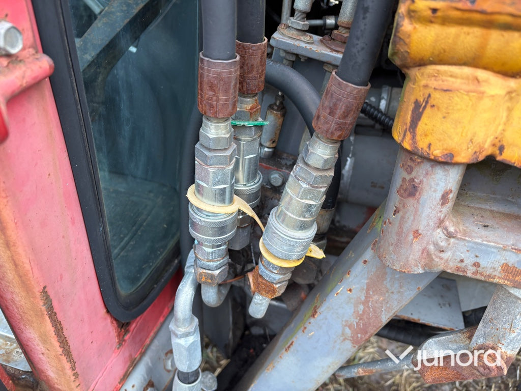Traktor - Massey Ferguson, 550-2, Med lastare