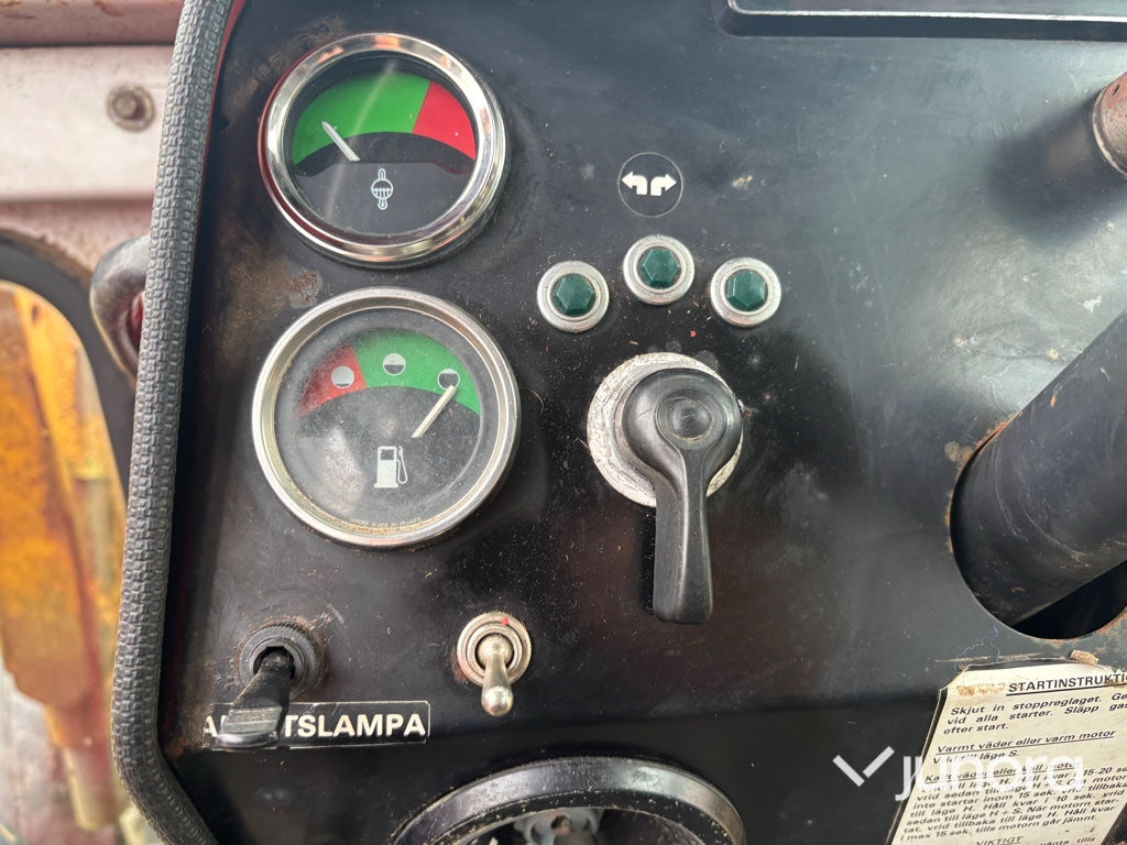 Traktor - Massey Ferguson, 550-2, Med lastare