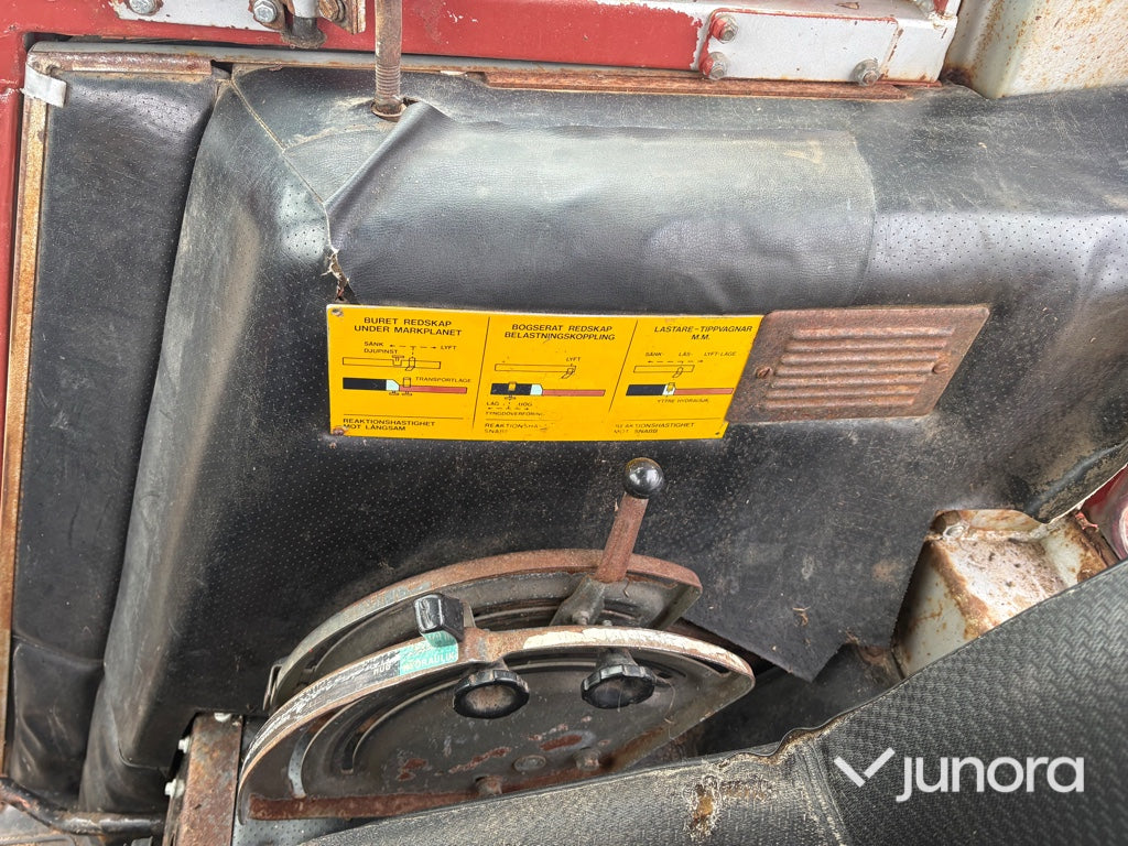 Traktor - Massey Ferguson, 550-2, Med lastare