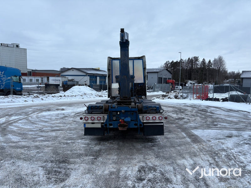 Lastbil-VOLVO FH16 8*4