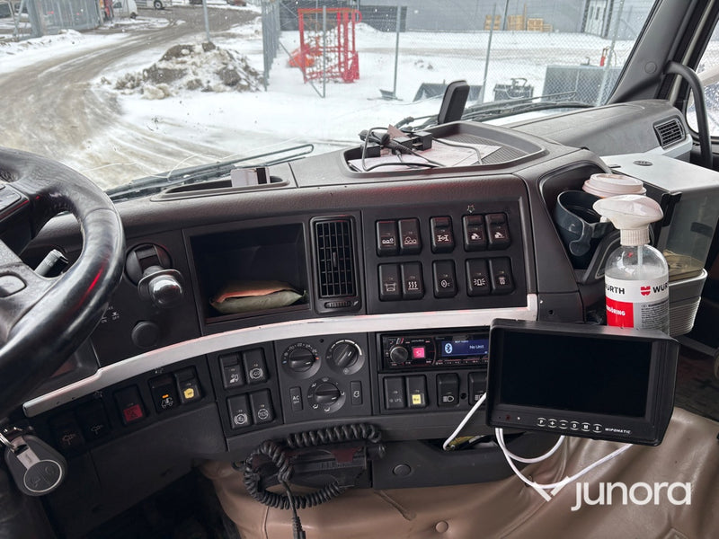 Lastbil-VOLVO FH16 8*4