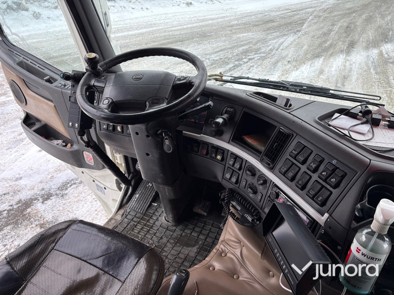 Lastbil-VOLVO FH16 8*4