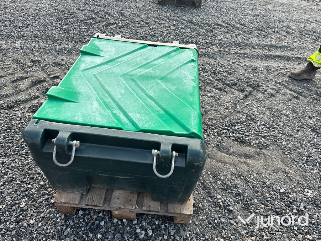 Diesel tank