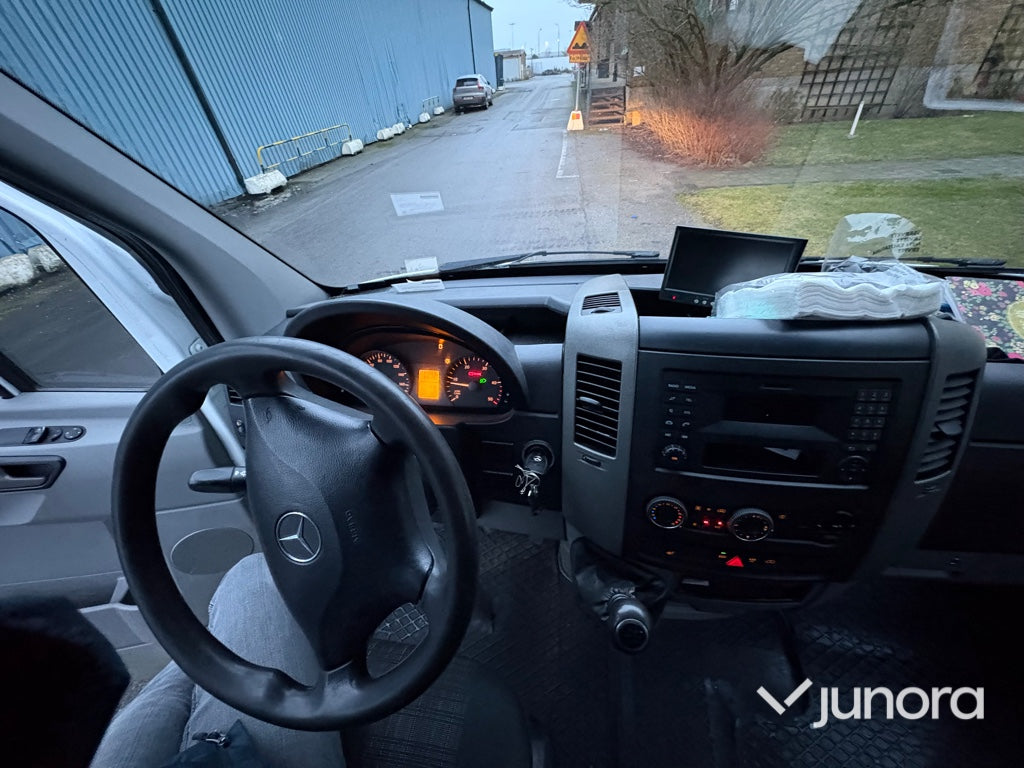 Lätt lastbil - Mercedes-Benz, Sprinter 316