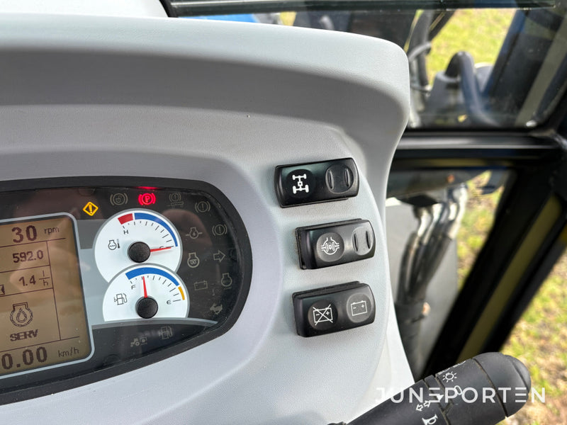 New Holland TD5.85 4WD
