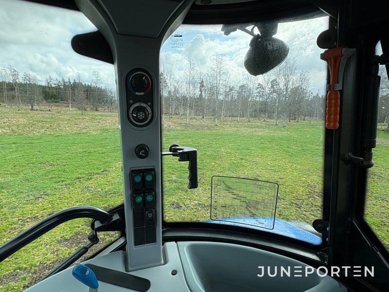 New Holland TD5.85 4WD