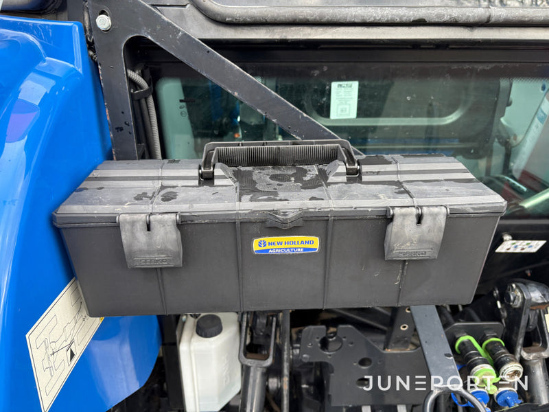 New Holland TD5.85 4WD