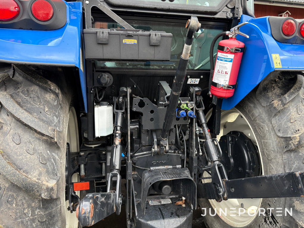 New Holland TD5.85 4WD