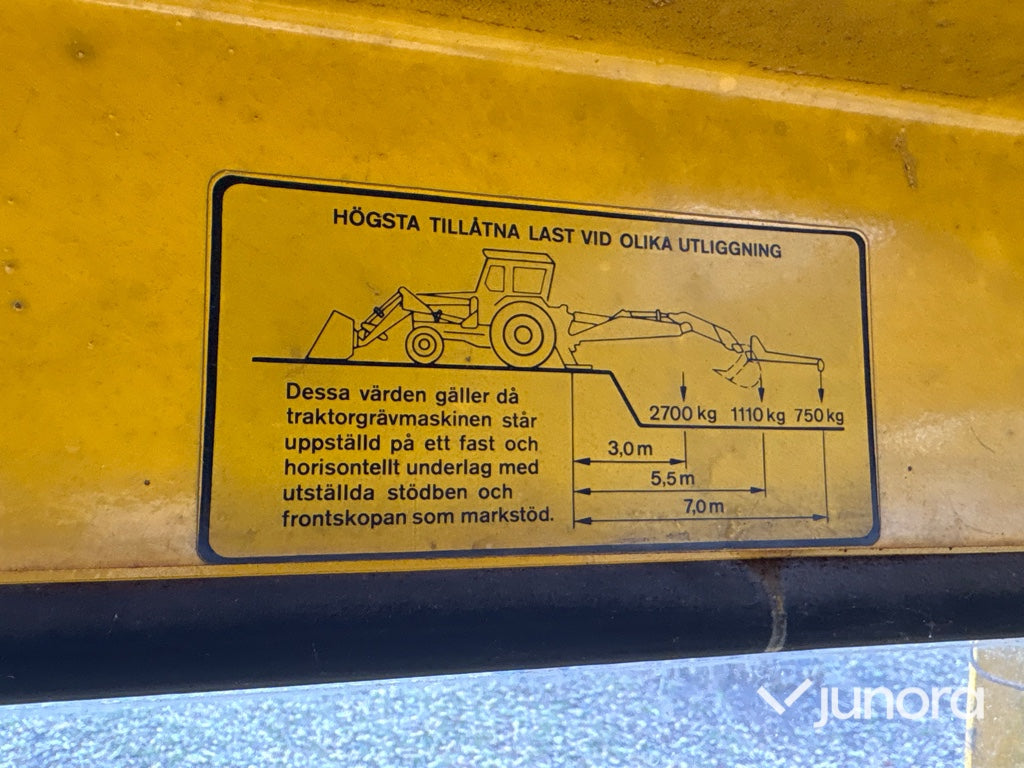 Traktorgrävare - Volvo, BM GM 616, Med redskap