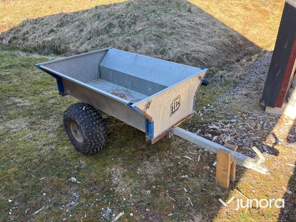 ATV - Arctic, TBX 700 XT, Med vagn + plogblad