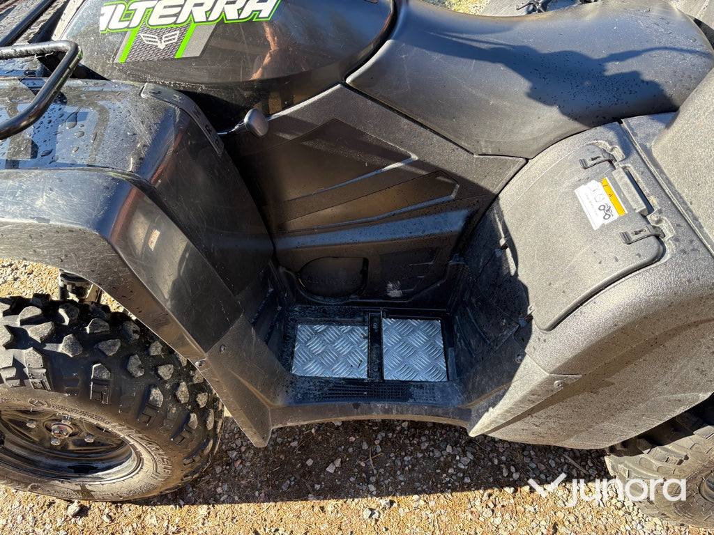 ATV - Arctic, TBX 700 XT, Med vagn + plogblad