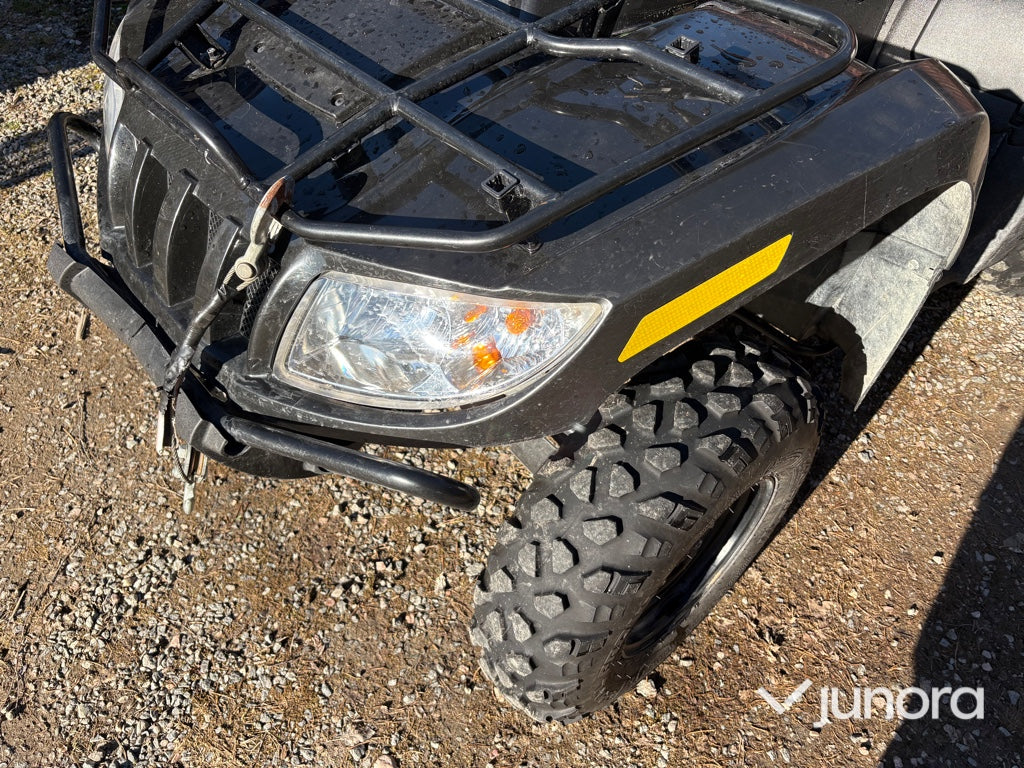 ATV - Arctic, TBX 700 XT, Med vagn + plogblad