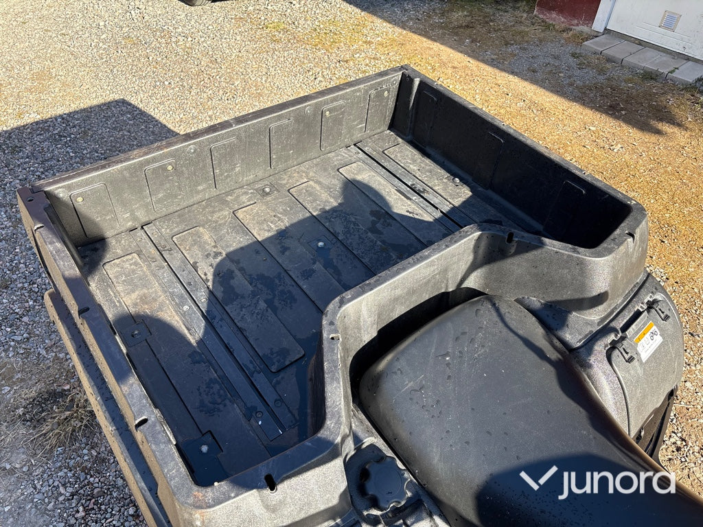 ATV - Arctic, TBX 700 XT, Med vagn + plogblad