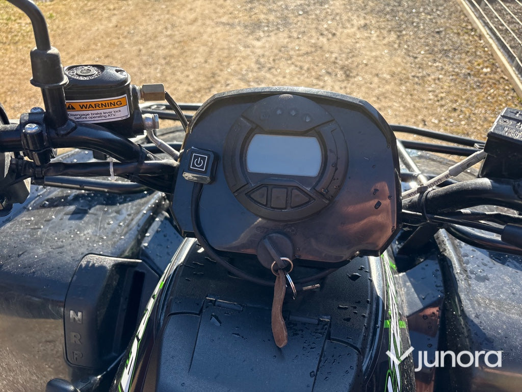 ATV - Arctic, TBX 700 XT, Med vagn + plogblad