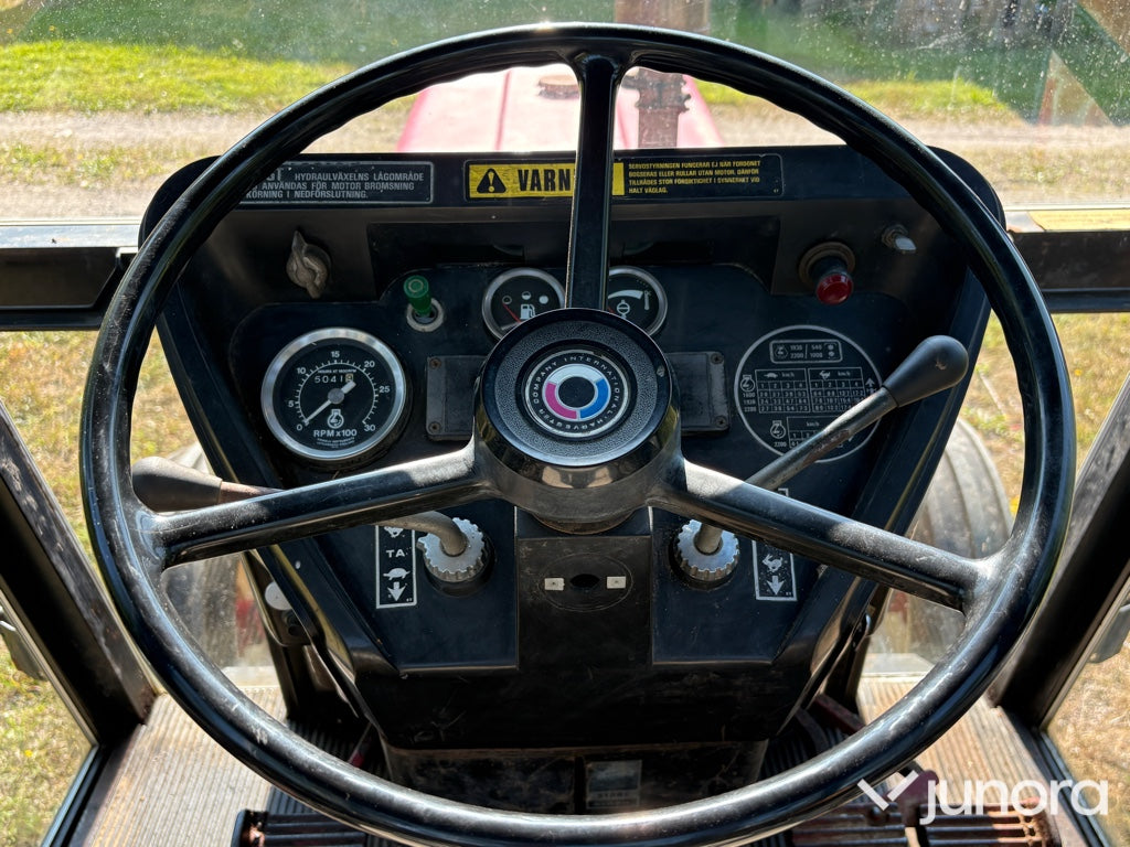 International 484 TA 50HK