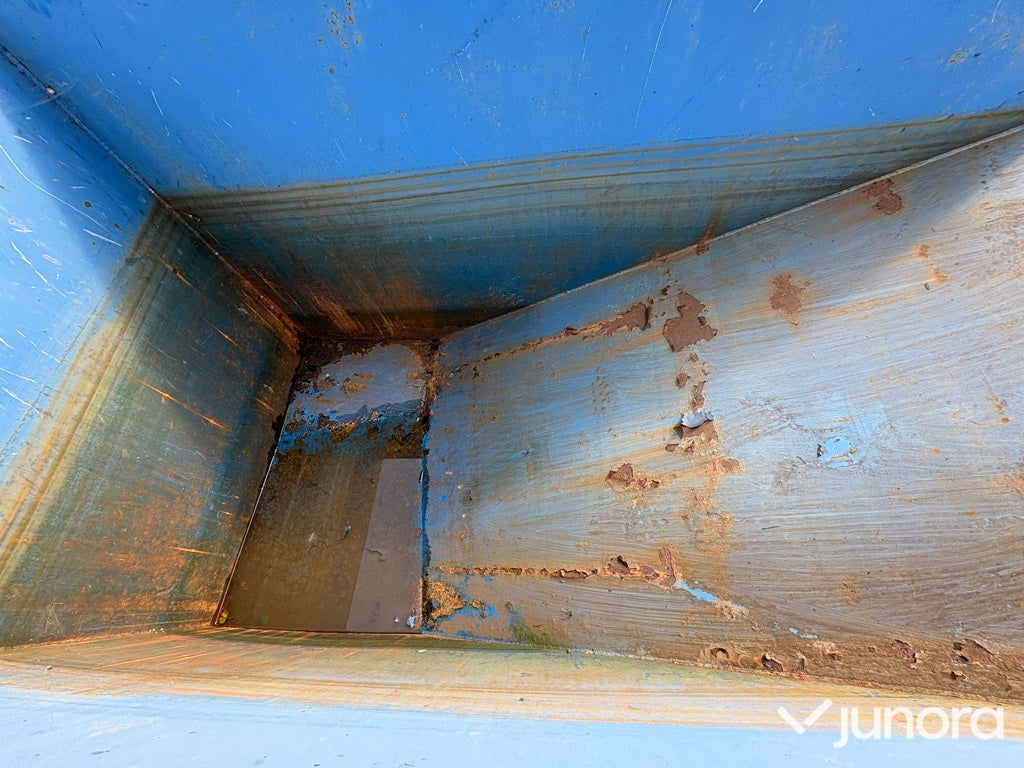 Container