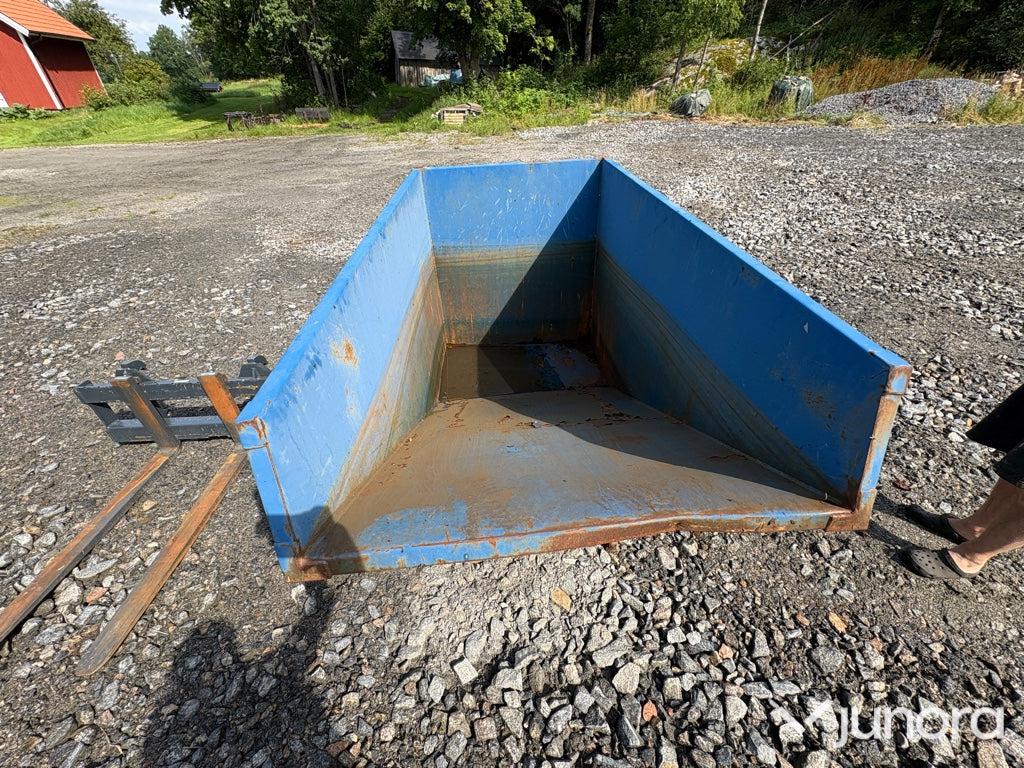 Container