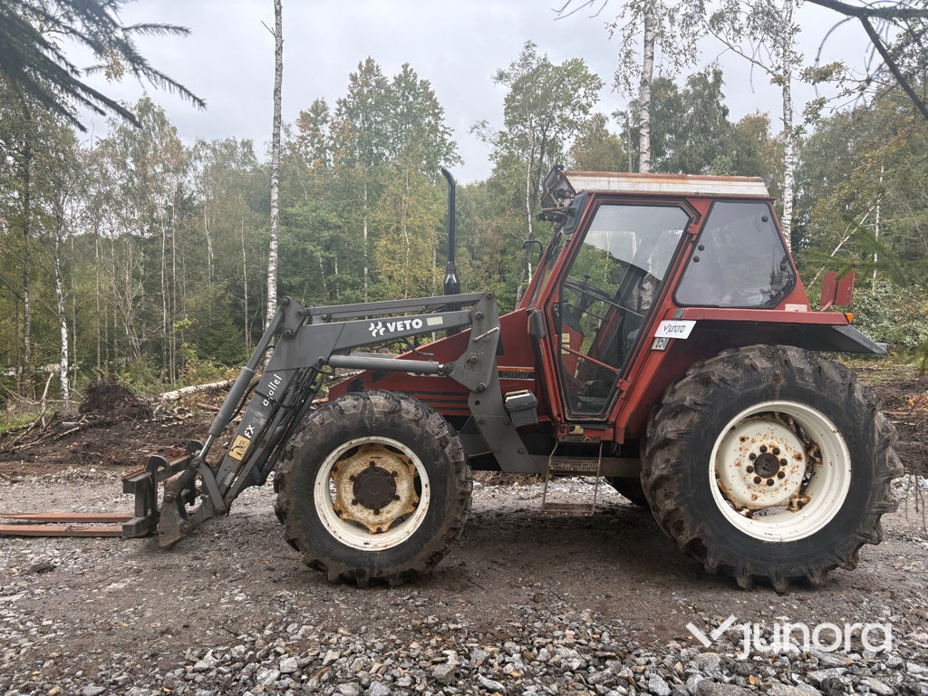 Traktor Fiat 65-90 DT