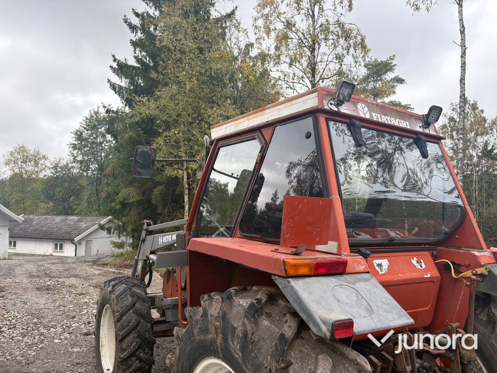 Traktor Fiat 65-90 DT