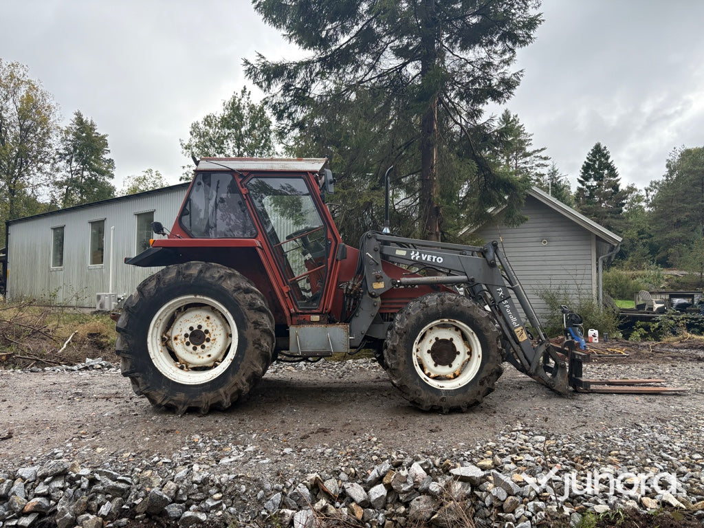 Traktor Fiat 65-90 DT
