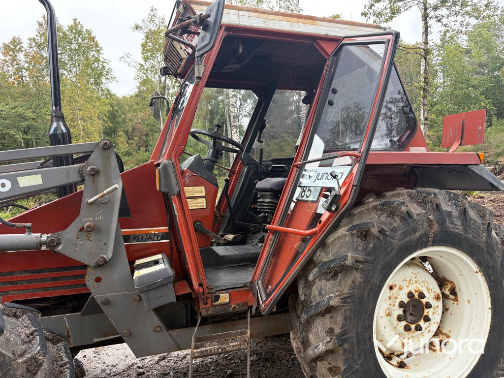 Traktor Fiat 65-90 DT