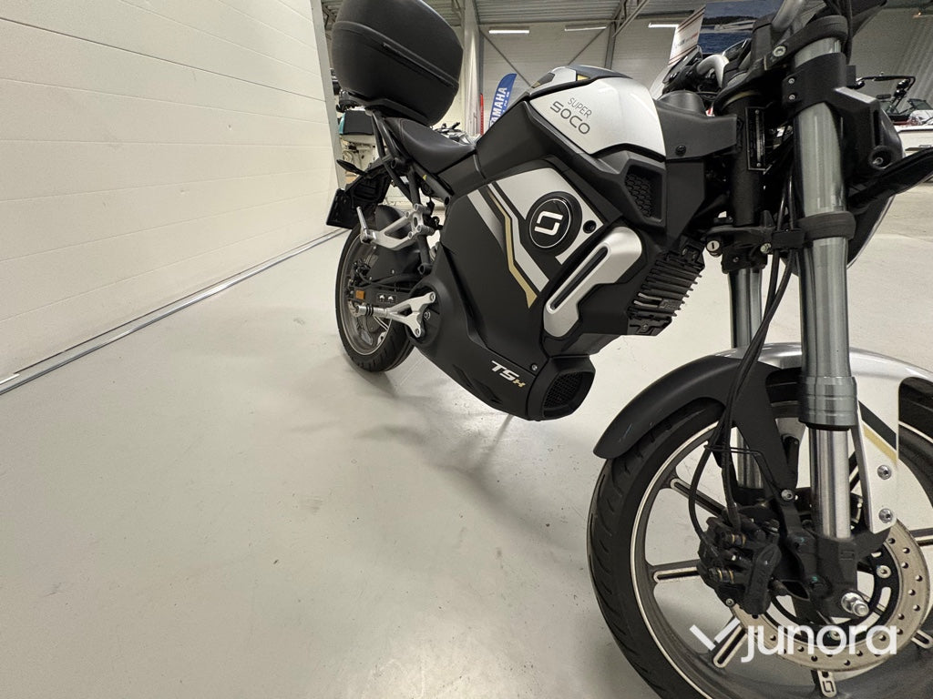 Moped - Super, Soco