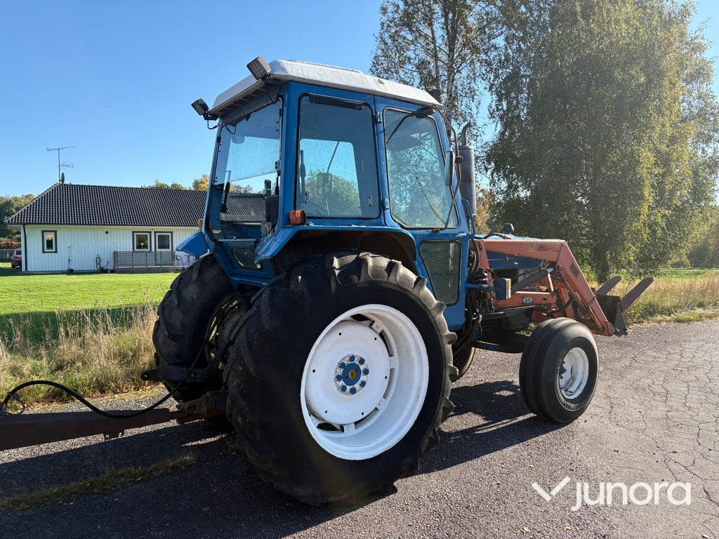 Traktor Ford 5600 DP med tippvagn