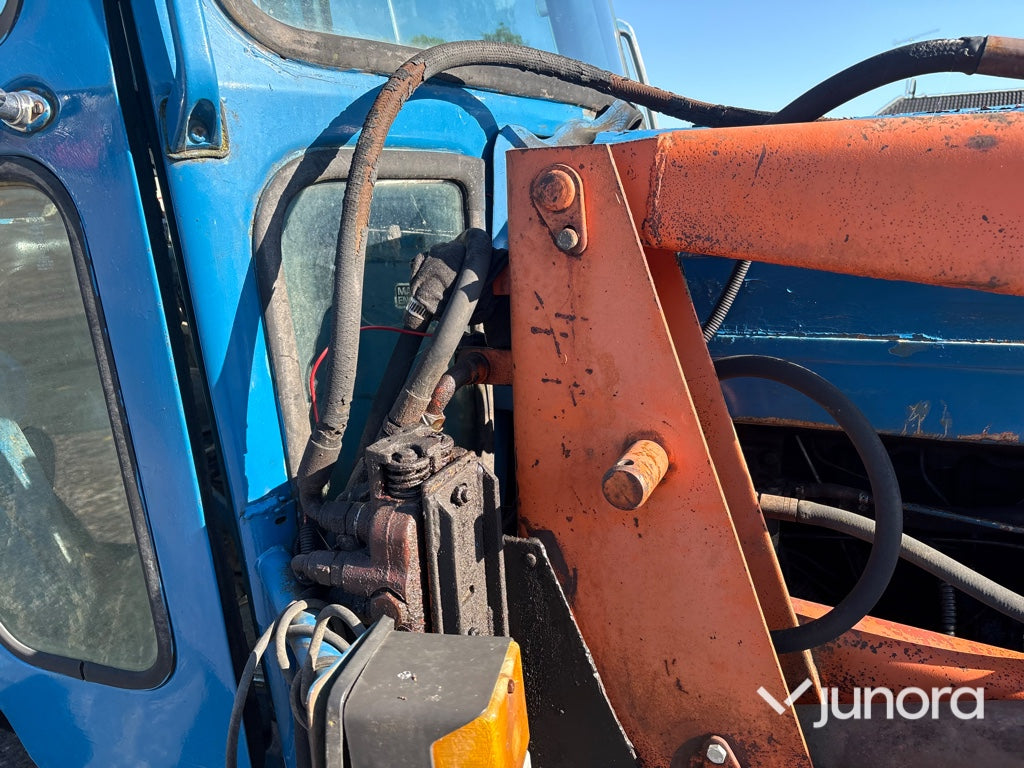 Traktor Ford 5600 DP med tippvagn
