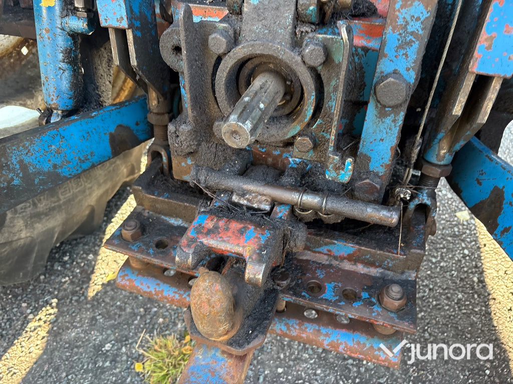 Traktor Ford 5600 DP med tippvagn