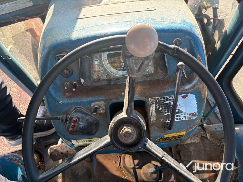 Traktor Ford 5600 DP med tippvagn
