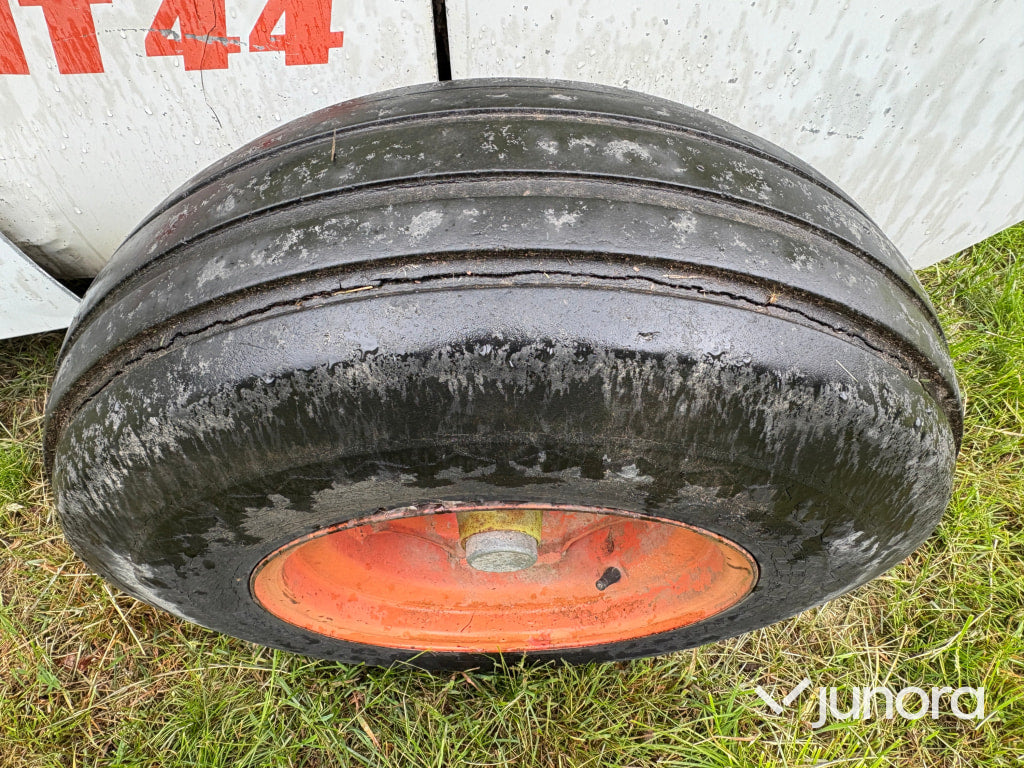 Rundbalspress CLAAS Rollant 44