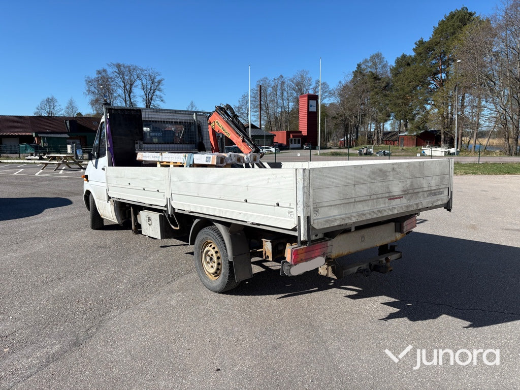 Lastbil med kran - Mercedes-Benz, 311 CDI