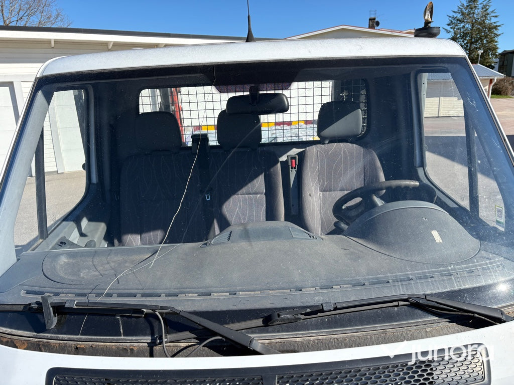 Lastbil med kran - Mercedes-Benz, 311 CDI