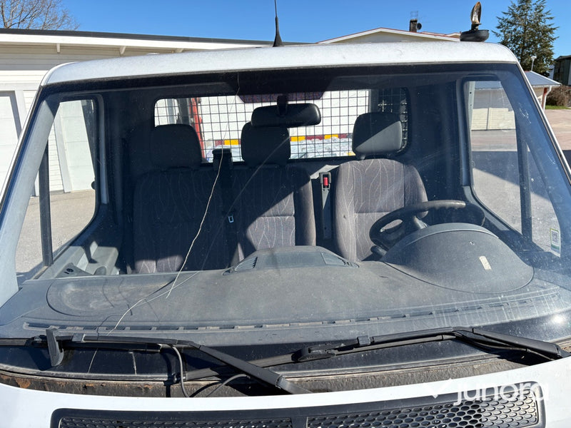 Lastbil - Mercedes-Benz 311 CDI med kran