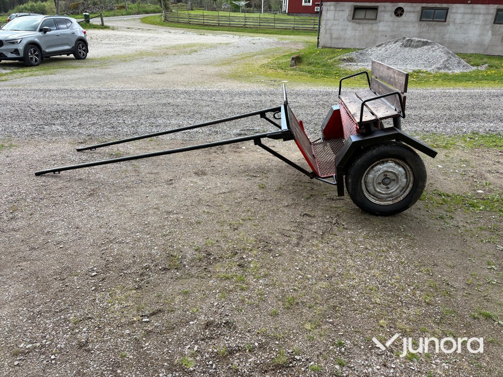 Hästvagn - 2 sitsig