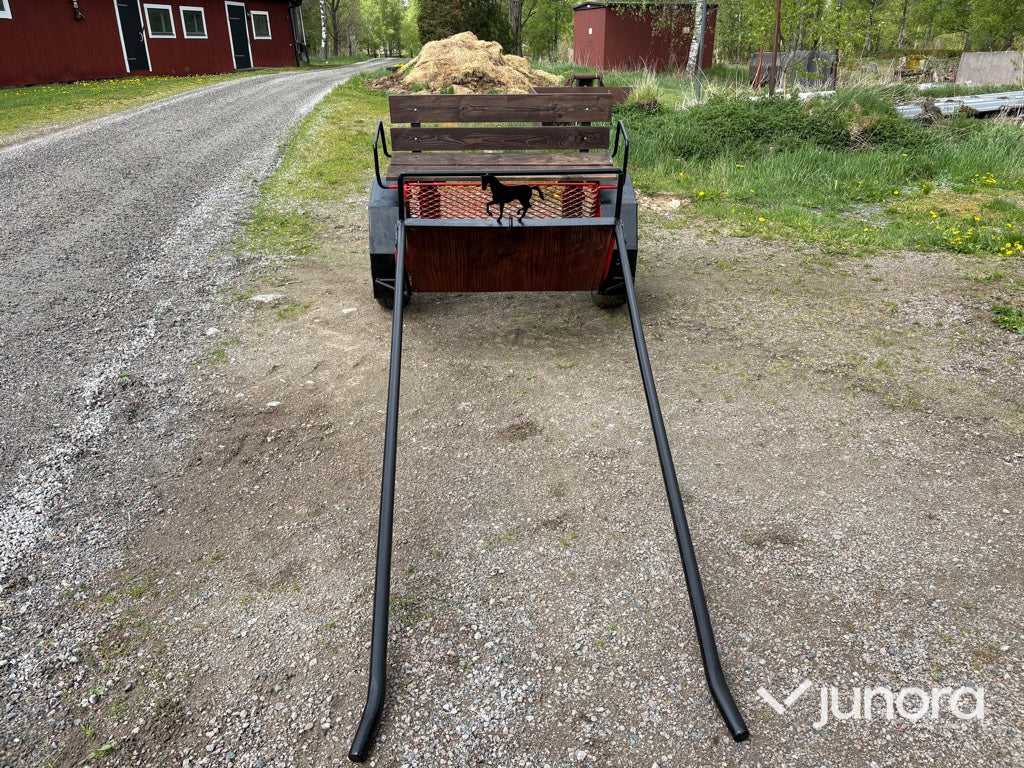 Hästvagn - 2 sitsig