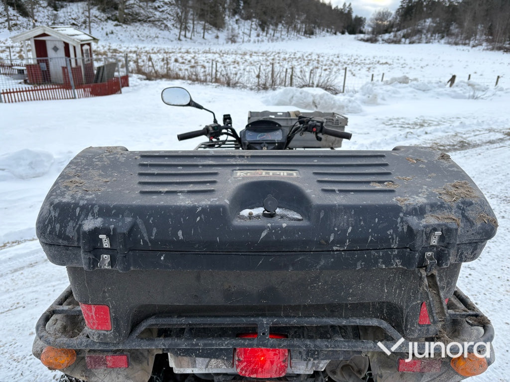 Fyrhjuling - CF GOES 520 med snöplog