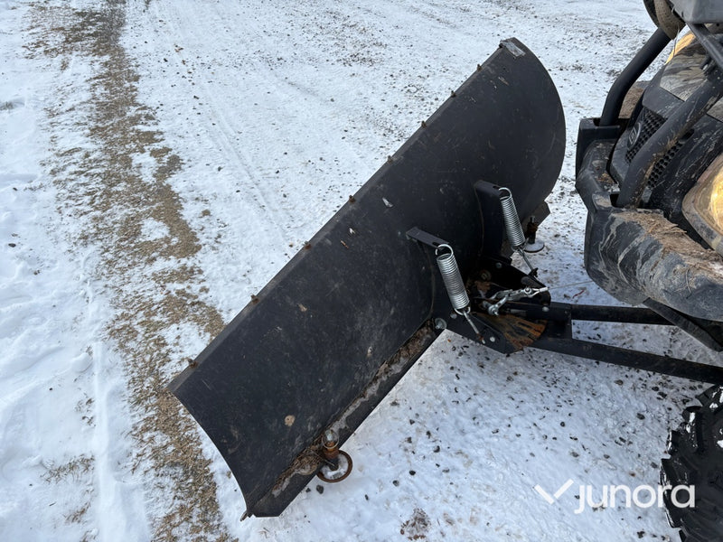 Fyrhjuling - CF GOES 520 med snöplog