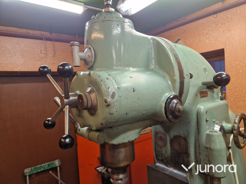 Fräs med borrspindel – Zbrojovka FV 32