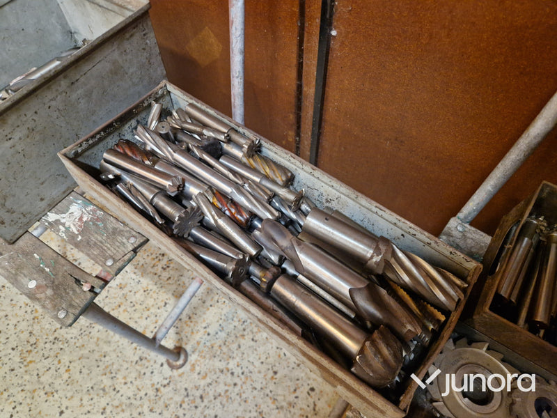 Fräs med borrspindel – Zbrojovka FV 32