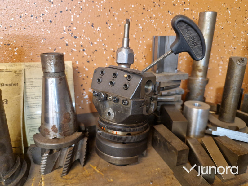 Fräs med borrspindel – Zbrojovka FV 32