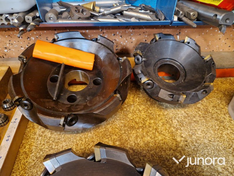 Fräs med borrspindel – Zbrojovka FV 32