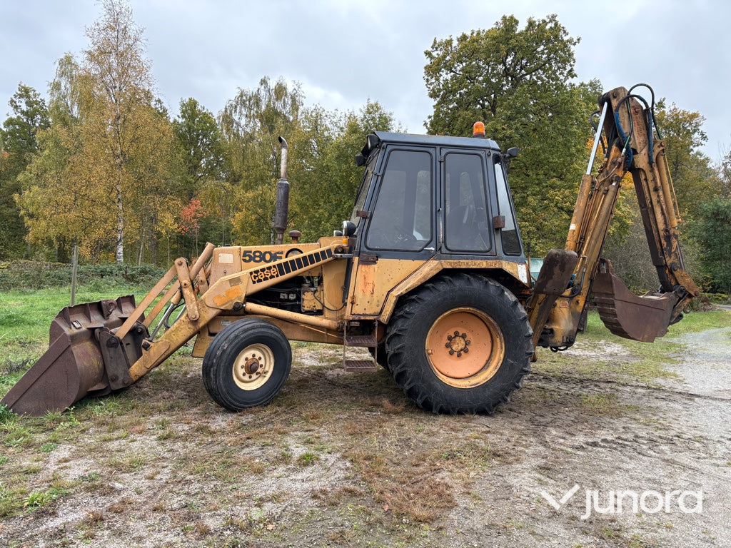 Traktorgrävare Case 580F