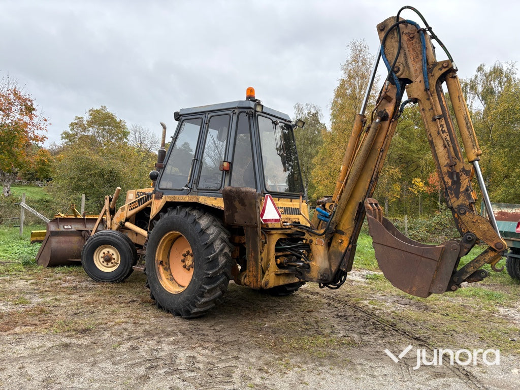 Traktorgrävare Case 580F